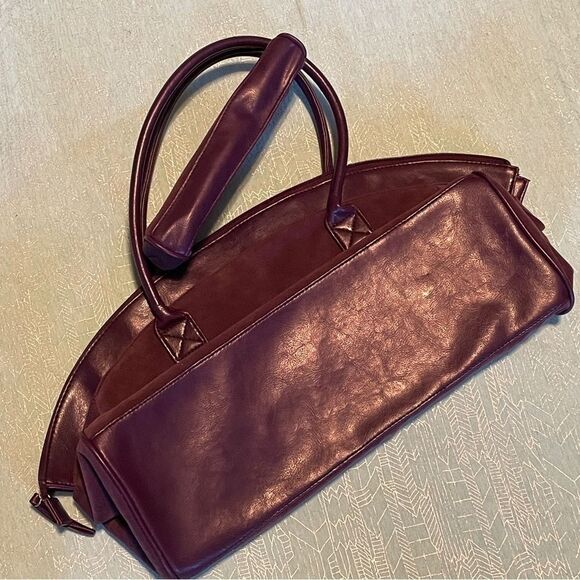 Estée LAUDER plum Microsuede 18” satchel/tote bag with matching make-up zip bag - Picture 12 of 16